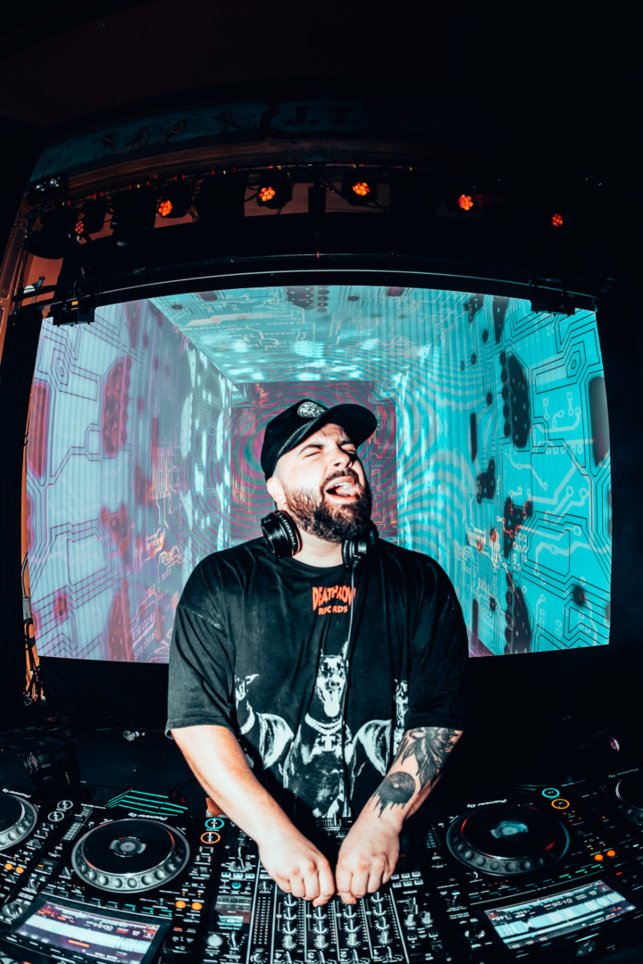 HEYZ UNLEASHED LEGENDARY ANTHEM ‘FEED YA SOUL” ON DEADBEATS