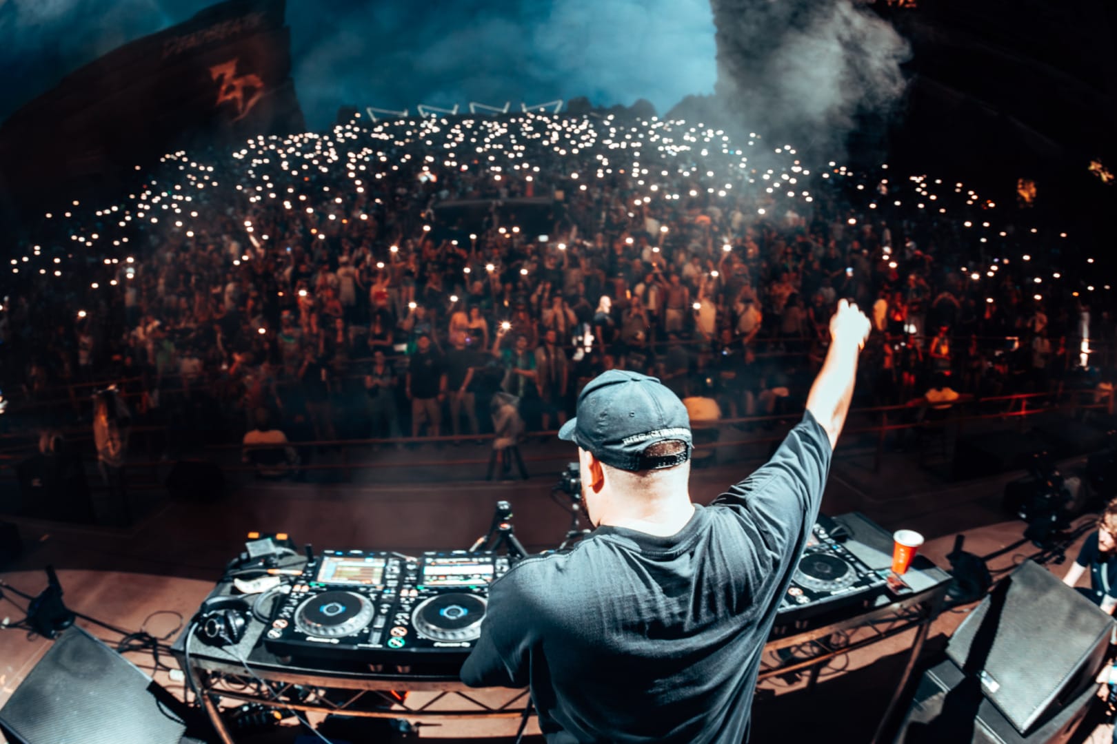 heyz performing at red rocks ampitheatre