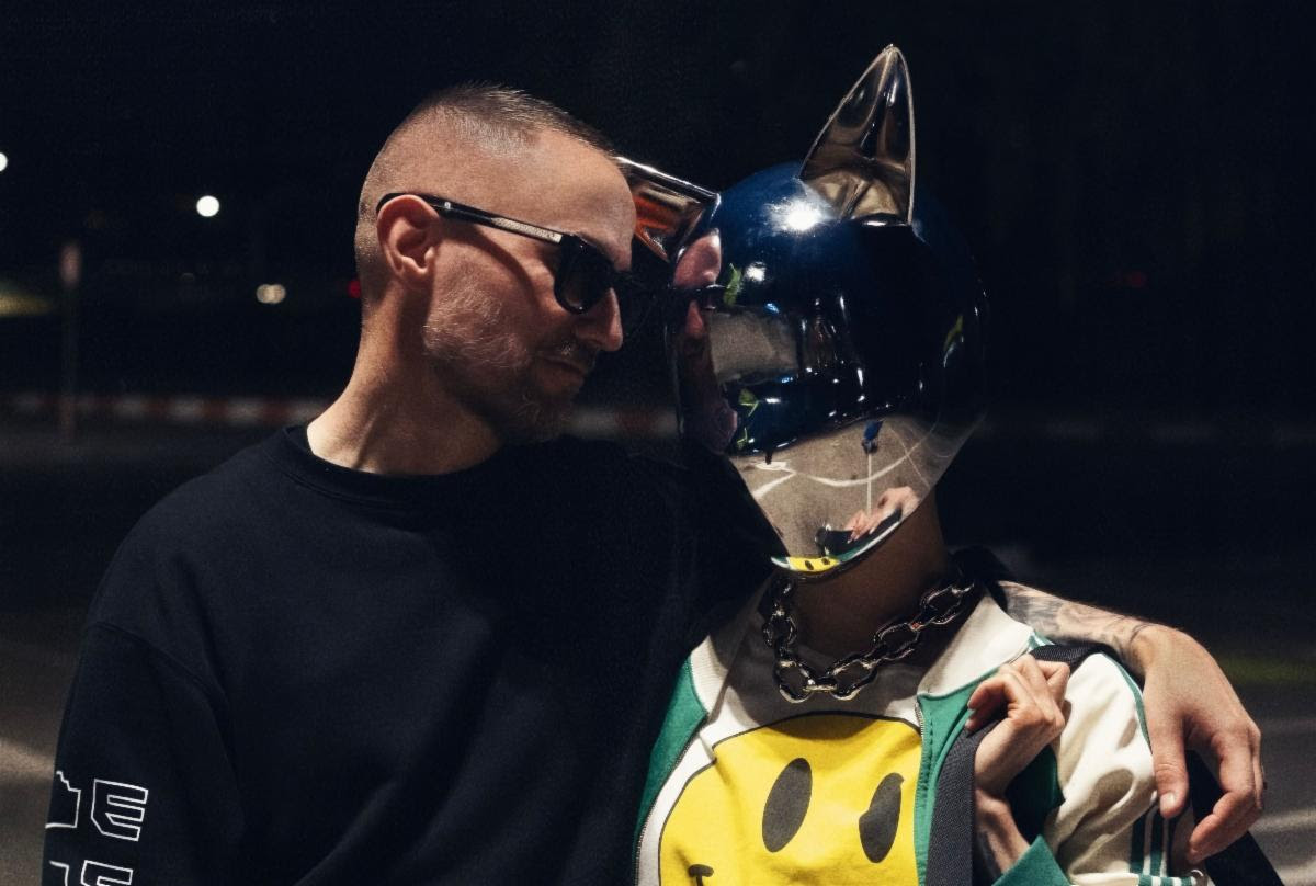 Galantis Launches Powerful New Era With “Stay Alive” 1 Galantis Stay Alive
galantis artist
ChristianKarlsson
TheDevilsTaxReturn
CounterRecords