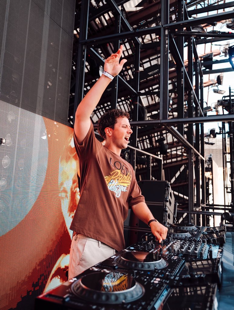 NOME. "Stay" Brings Mainstage Euphoria 2 nome. artist