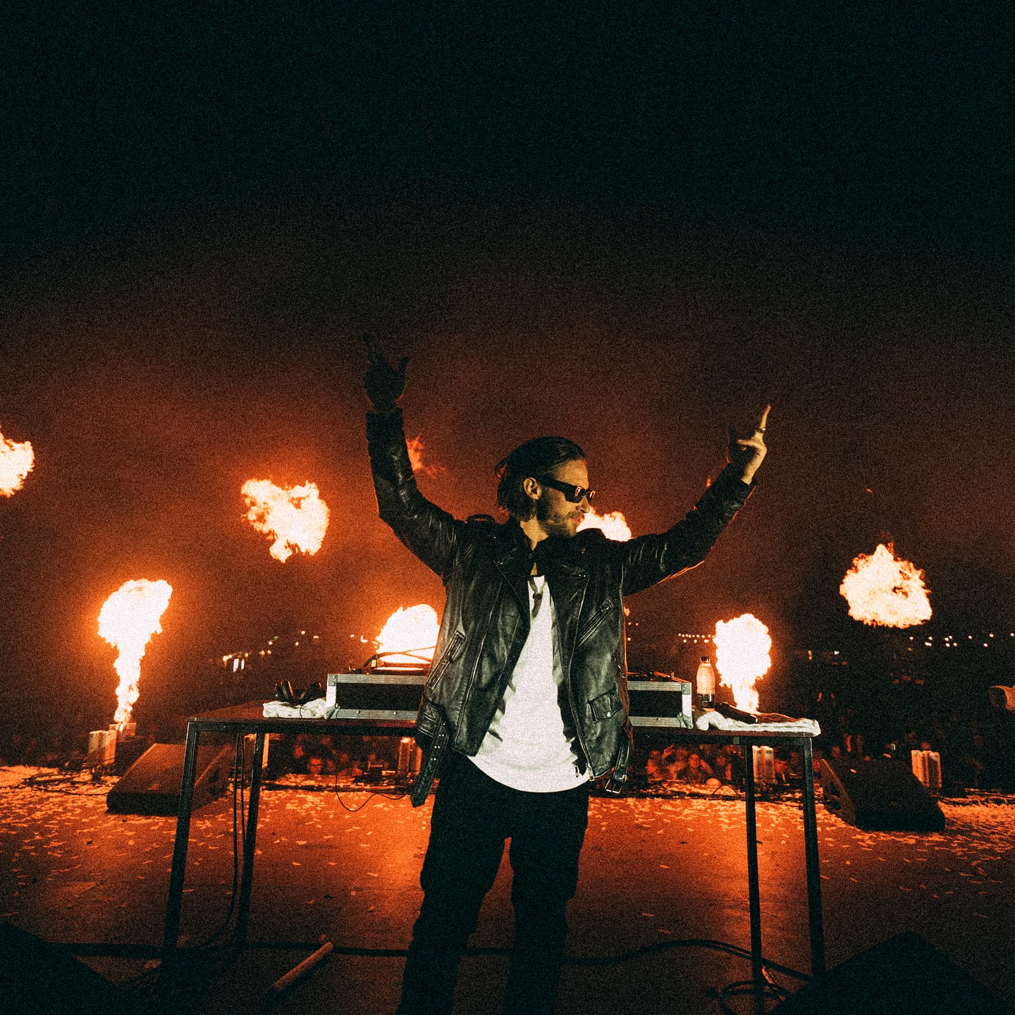 HEDEGAARD and Curbi Join Forces on “Dust 2 Dust” 1 HEDEGAARD and Curbi Join Forces on “Dust 2 Dust”
